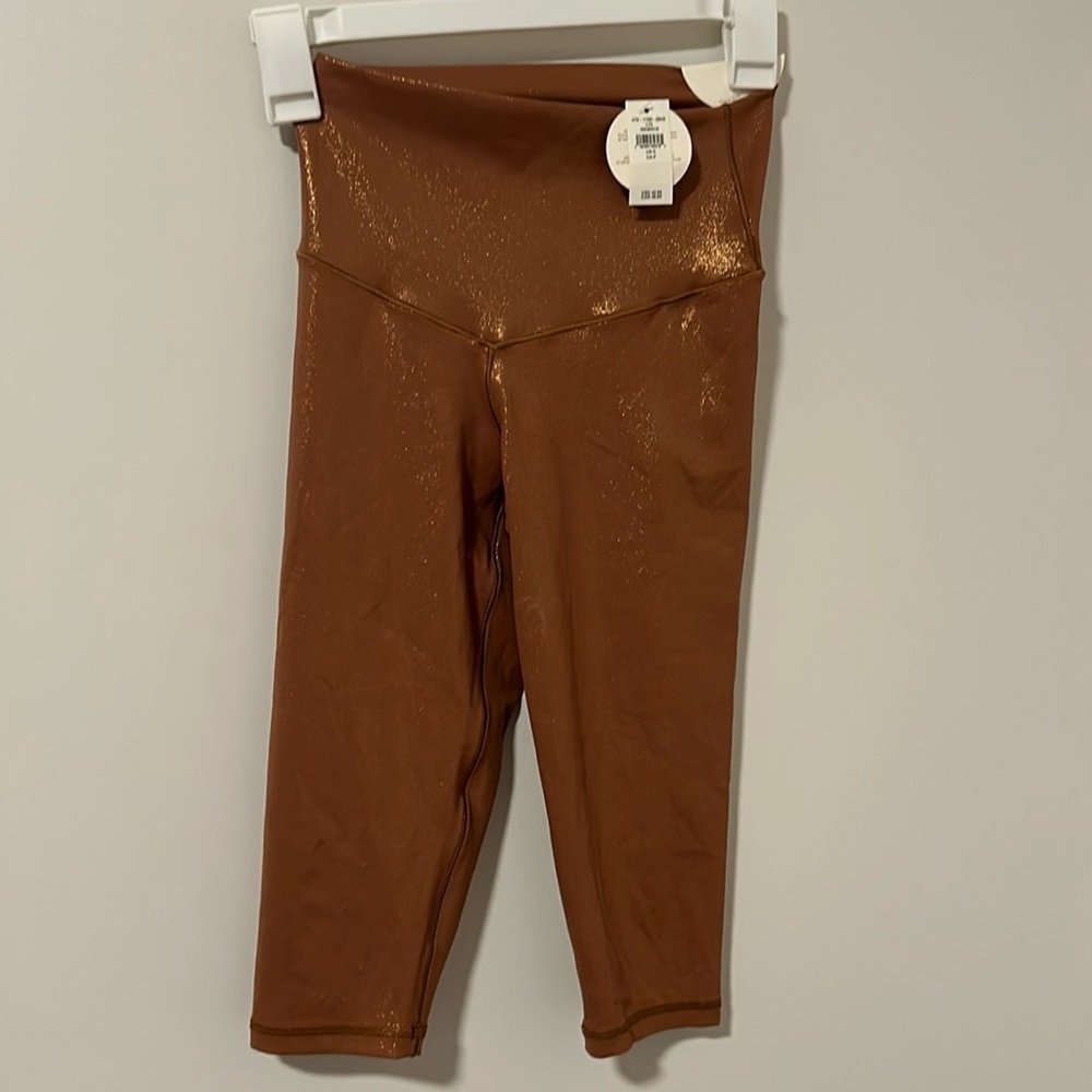 NWT Aerie Offline Real Me Crop Leggings/Shorts Glitter Brown Size Small